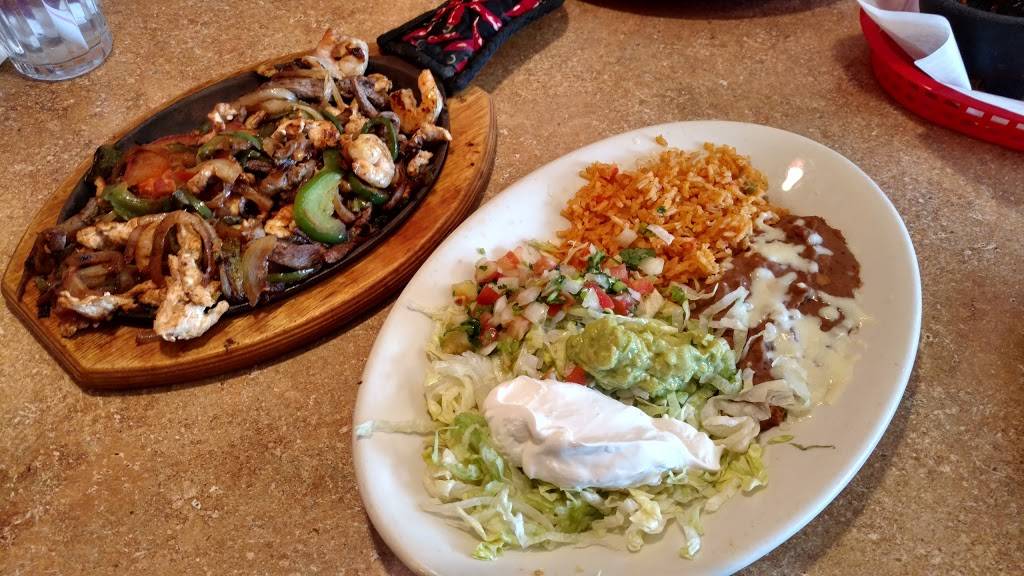 El Rancho | restaurant | 301 S Maplewood St # 1E, Greenville, MI 48838, USA | 6162258695 OR +1 616-225-8695