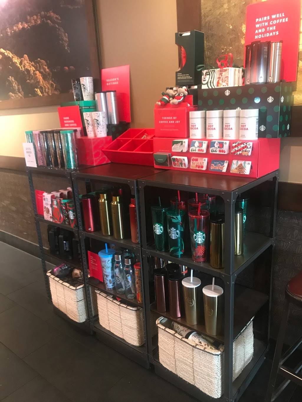 Starbucks | cafe | 1611 Lander Ave, Turlock, CA 95380, USA | 2096568478 OR +1 209-656-8478