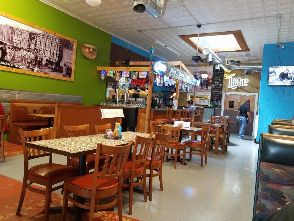 La Carreta Mexican Restaurant | restaurant | 219 W Tyler St, Gilmer, TX 75644, USA | 9036800660 OR +1 903-680-0660