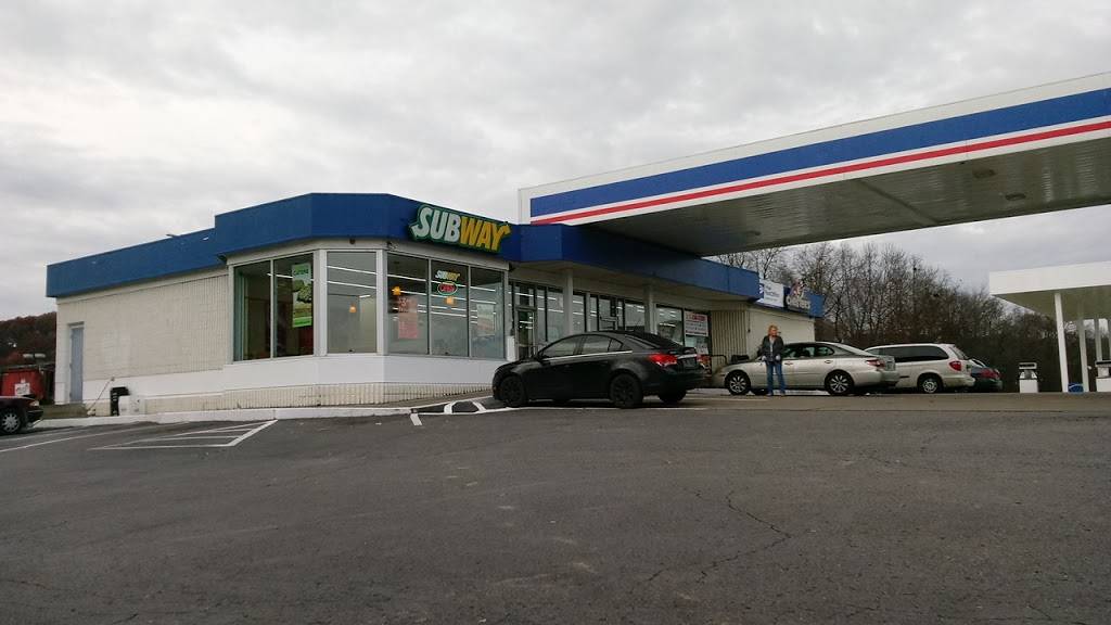 Subway Restaurants | restaurant | 77 Robb Hill Rd, Centerton, IN 46151, USA | 3178341320 OR +1 317-834-1320