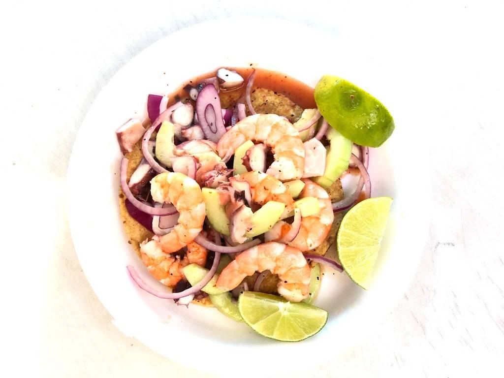 Mariscos El Sinaloco | restaurant | 3904 W Buckeye Rd, Phoenix, AZ 85009, USA | 6232218804 OR +1 623-221-8804
