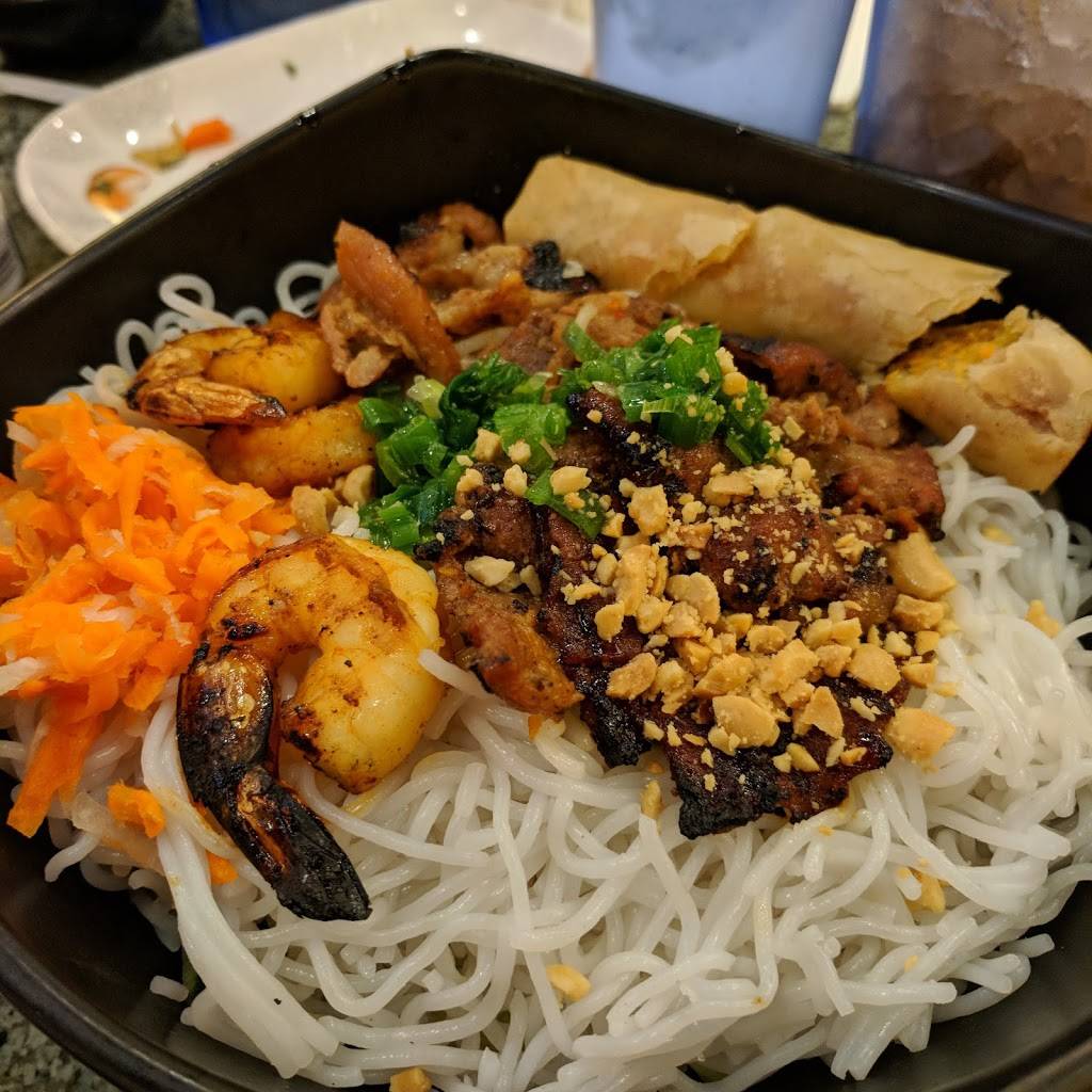 Pho Saigon 8 | restaurant | 6910 S Rainbow Blvd #100, Las Vegas, NV 89118, USA | 7026296088 OR +1 702-629-6088