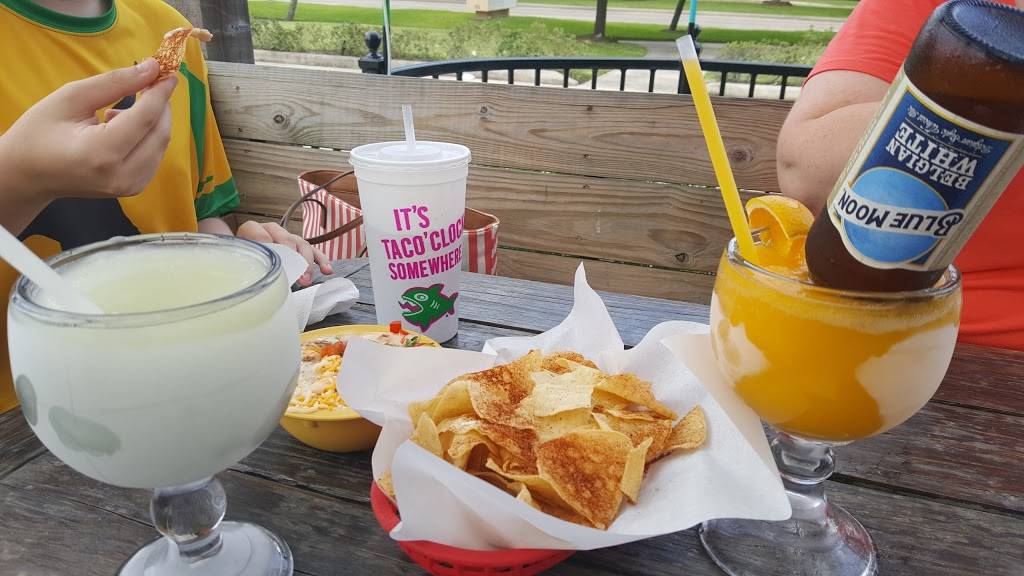 Fuzzys Taco Shop | restaurant | 2660 Marina Bay Dr, League City, TX 77573, USA | 2815326714 OR +1 281-532-6714