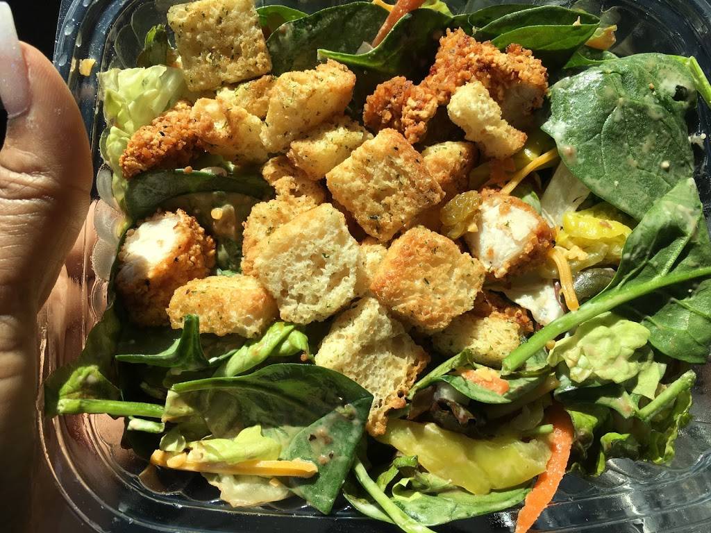 Snappy Salads Greenville | restaurant | 5941 Greenville Ave, Dallas, TX 75206, USA | 2143617627 OR +1 214-361-7627