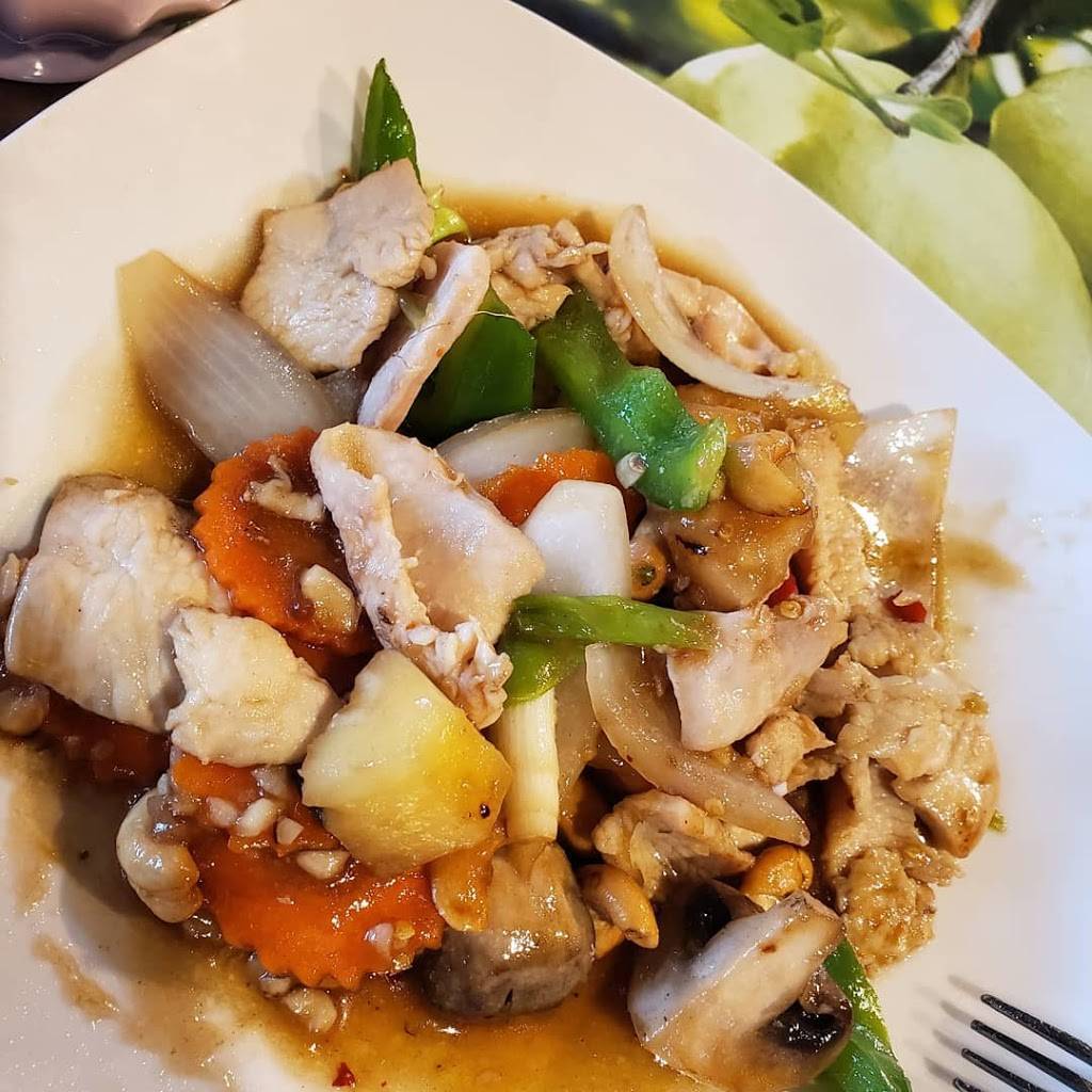 Rice&Noodle Thai Restaurant | restaurant | 160 Searsport Ave, Belfast, ME 04915, USA | 2072181525 OR +1 207-218-1525