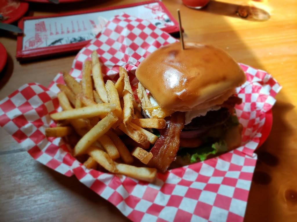 Reds Porch | restaurant | 4401 N Interstate Hwy 35 Suite 2002, Round Rock, TX 78665, USA | 5122365017 OR +1 512-236-5017