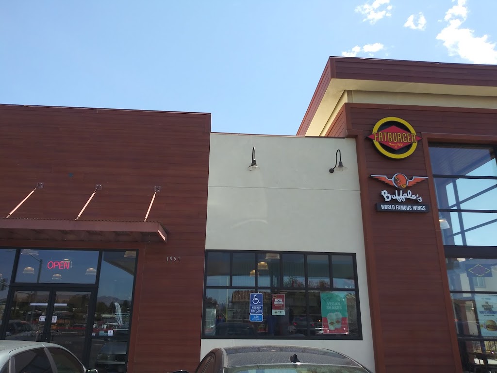 Fatburger & Buffalos Express | meal takeaway | 1961 Walters Rd, Suisun City, CA 94585, USA | 7076399968 OR +1 707-639-9968