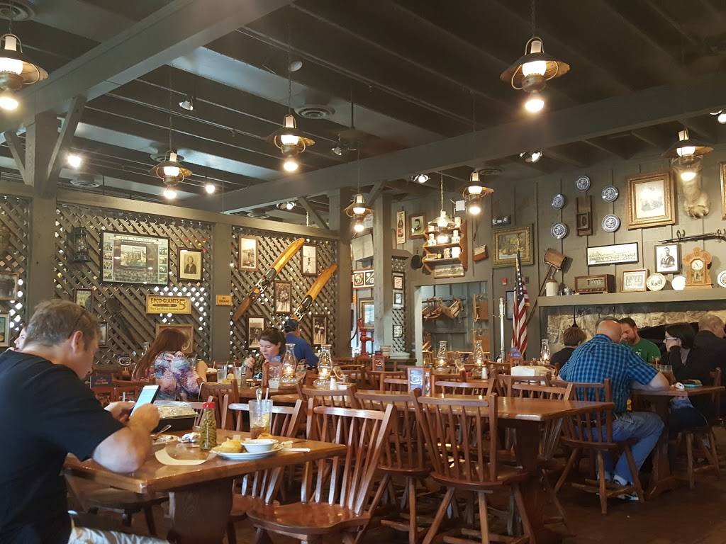 Cracker Barrel Old Country Store | restaurant | 13833 W Hillsborough Ave, Tampa, FL 33635, USA | 8138554200 OR +1 813-855-4200