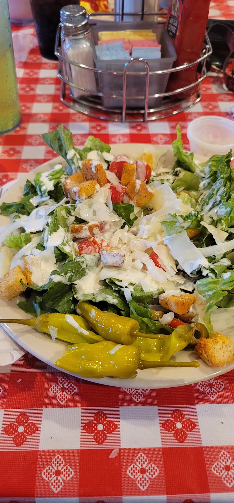 Mama Mias Home Cooking | restaurant | 604 Hwy 52 E, Lafayette, TN 37083, USA | 6156666262 OR +1 615-666-6262