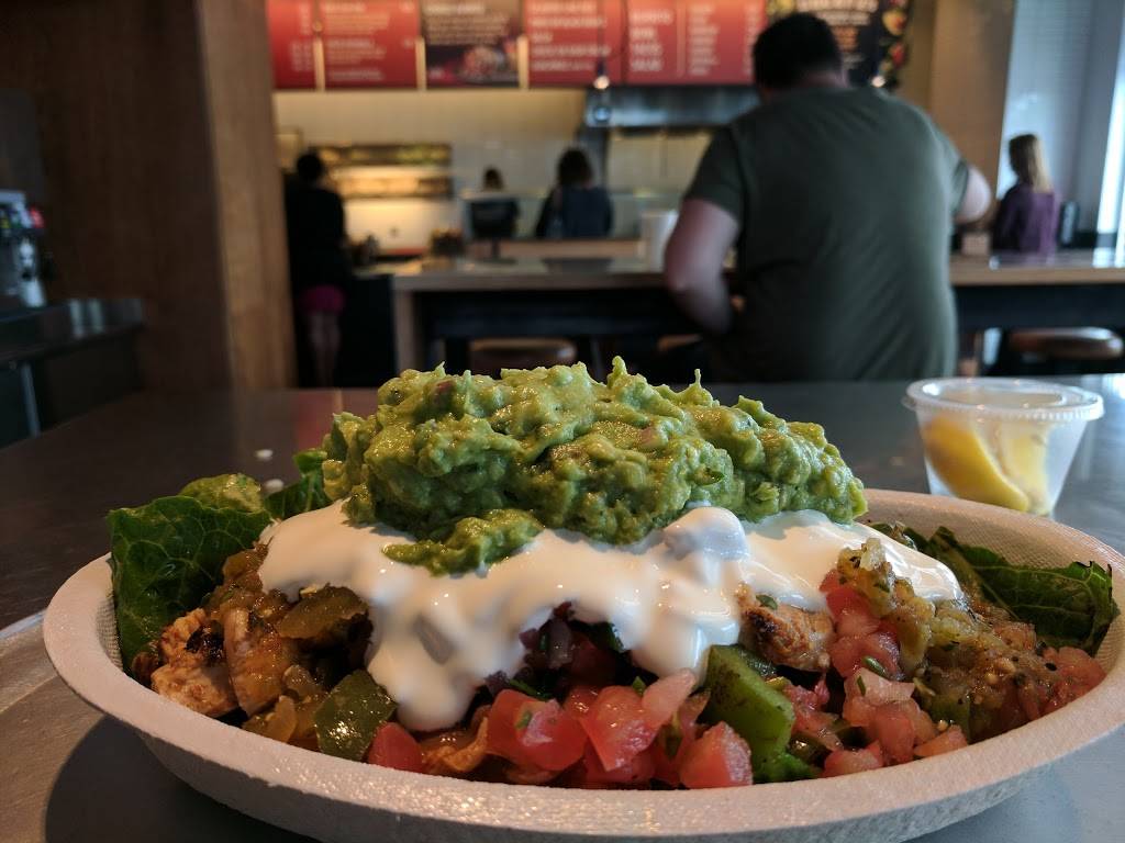 Chipotle Mexican Grill | restaurant | 96 White Bridge Rd Ste 103, Nashville, TN 37205, USA | 6155220358 OR +1 615-522-0358