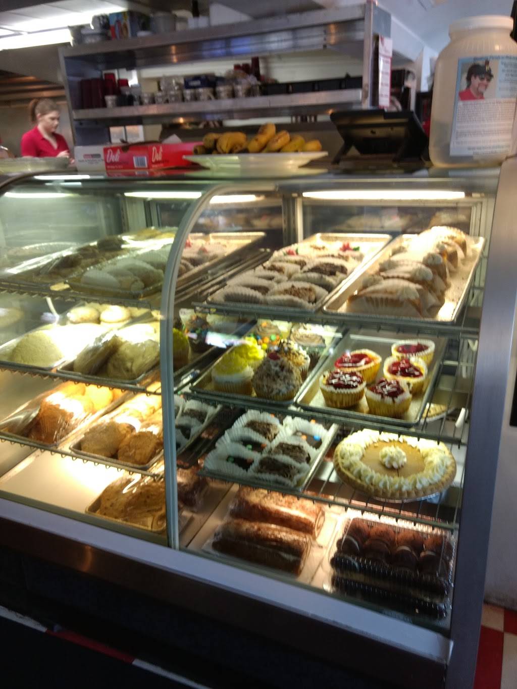 The Diner | restaurant | 105 Clinton Ave, Oakdale, PA 15071, USA | 7246939099 OR +1 724-693-9099