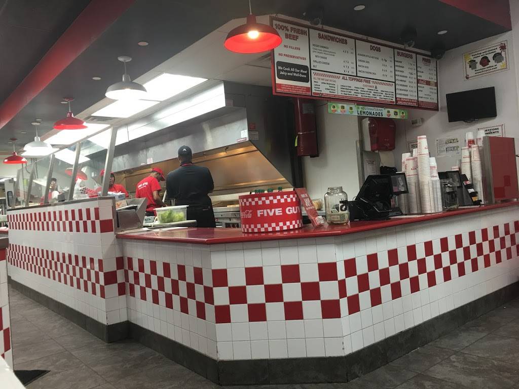 Five Guys | meal takeaway | 284 7th Ave, Brooklyn, NY 11215, USA | 7184999380 OR +1 718-499-9380