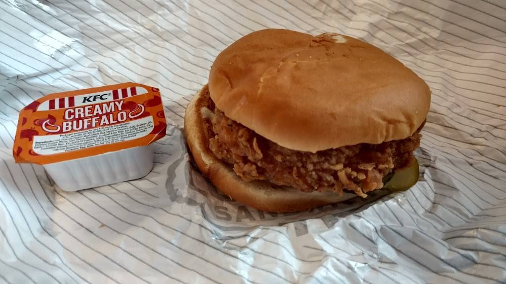 KFC | restaurant | 102 GA-138 W, Stockbridge, GA 30281, USA | 7704740131 OR +1 770-474-0131