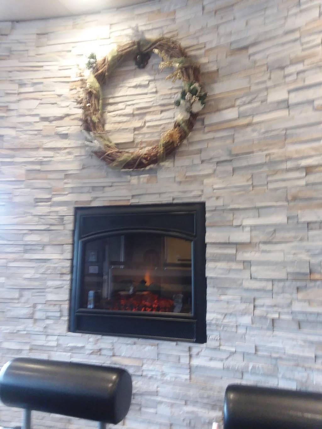 McDonalds | cafe | 16 Lester Square, Sophia, WV 25921, USA | 3046834482 OR +1 304-683-4482