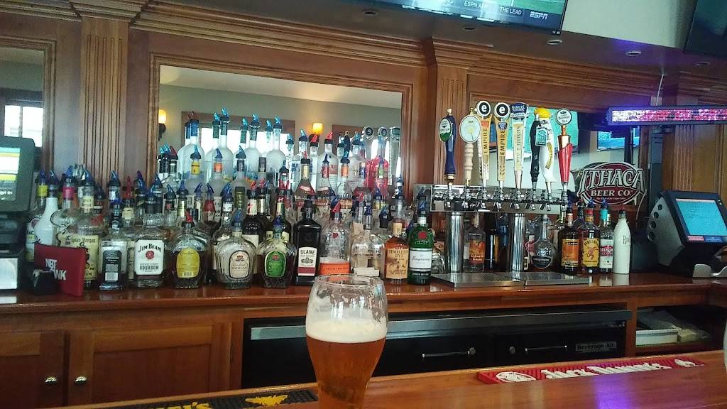 Ruschs Bar & Grill LLC | restaurant | 22 Lebanon St, Hamilton, NY 13346, USA | 3152282122 OR +1 315-228-2122