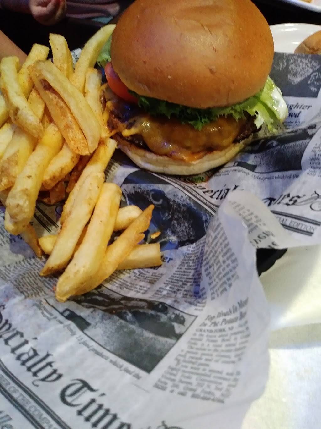 Branns Steakhouse and Sports Grille | restaurant | 3898 State Street Rd, Bay City, MI 48706, USA | 9896676245 OR +1 989-667-6245