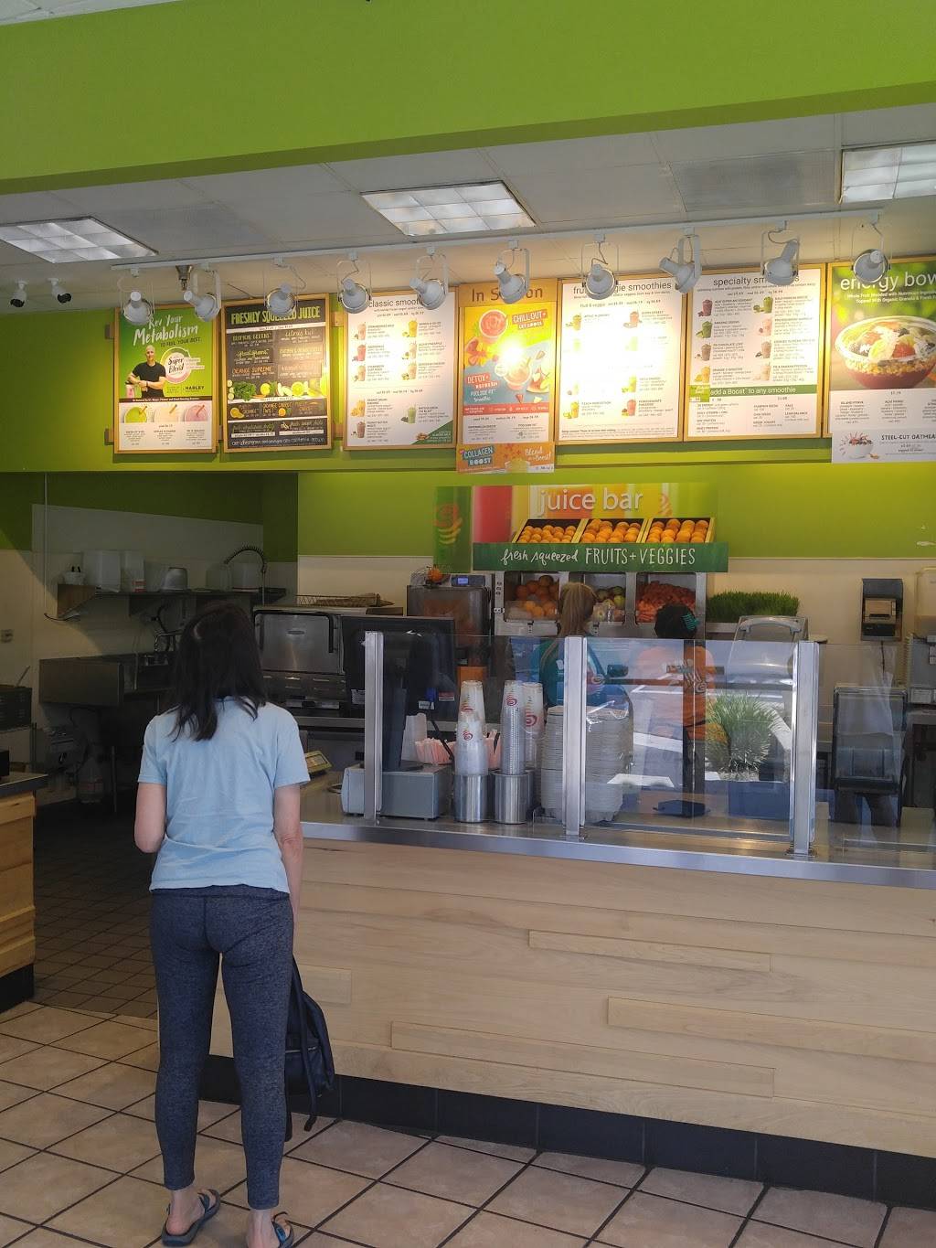 Jamba Juice | restaurant | 435 Silver Spur Rd, Rolling Hills Estates, CA 90274, USA | 3102657603 OR +1 310-265-7603