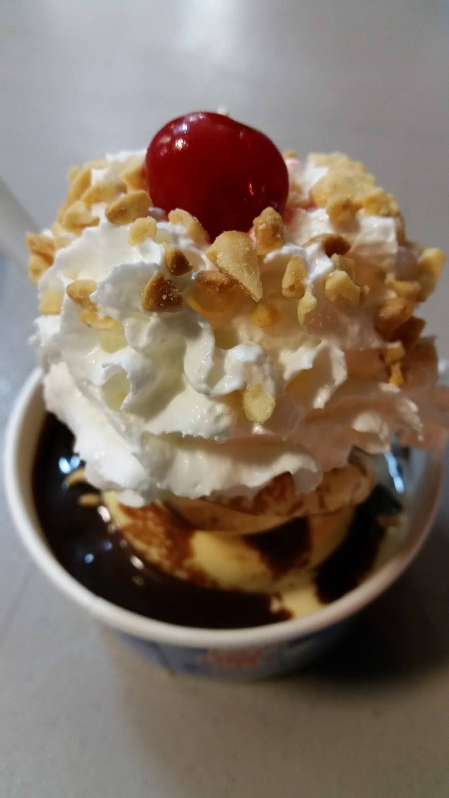 Fosters Freeze | restaurant | 1624 Cravens Ave, Torrance, CA 90501, USA | 3103281375 OR +1 310-328-1375