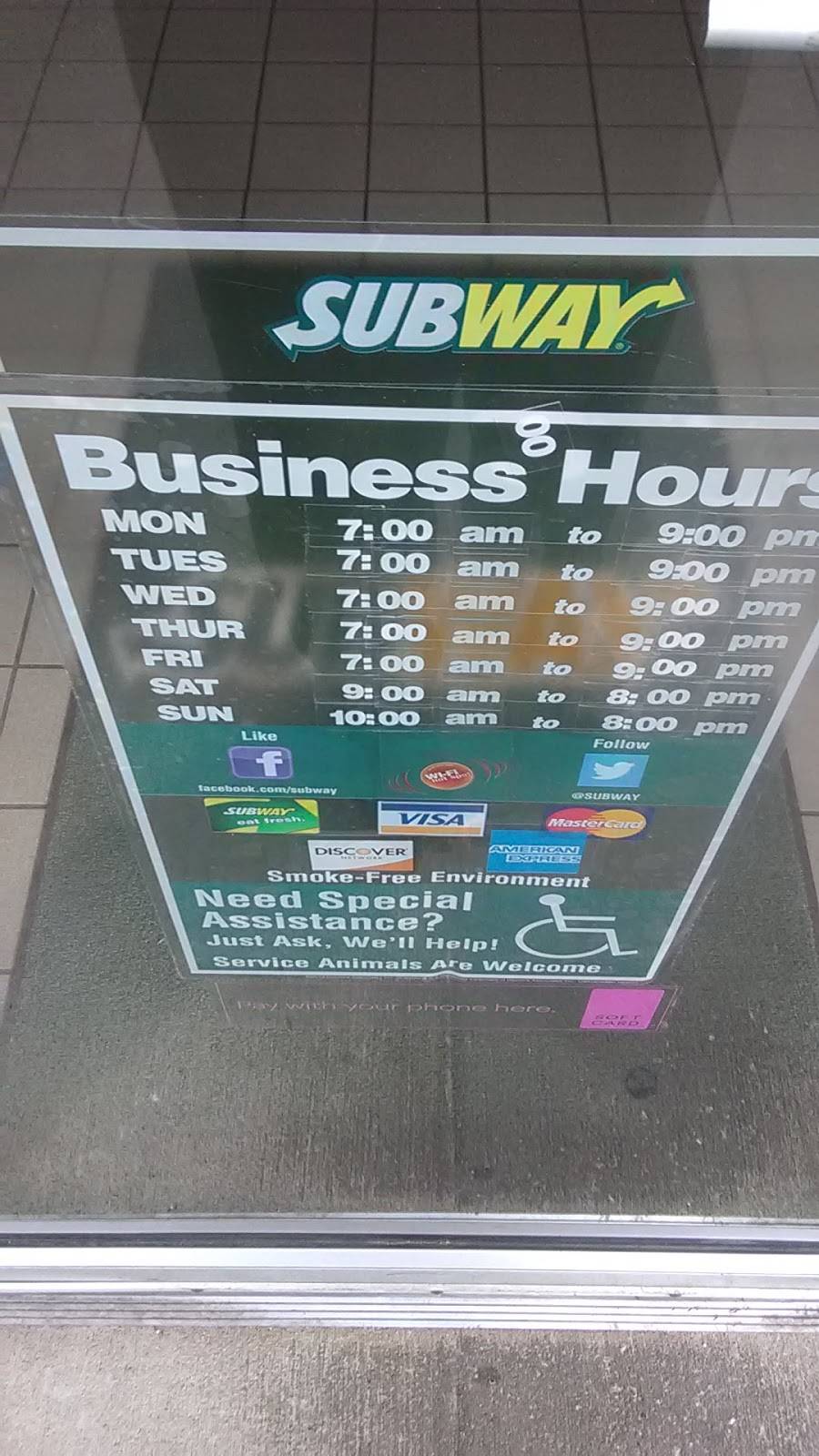 Subway | meal takeaway | 2701 E Airline Hwy Suite O, Metairie, LA 70001, USA | 5048319350 OR +1 504-831-9350
