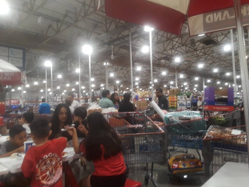 Costco Food Court | meal takeaway | 12700 Day St, Moreno Valley, CA 92553, USA | 9516978935 OR +1 951-697-8935
