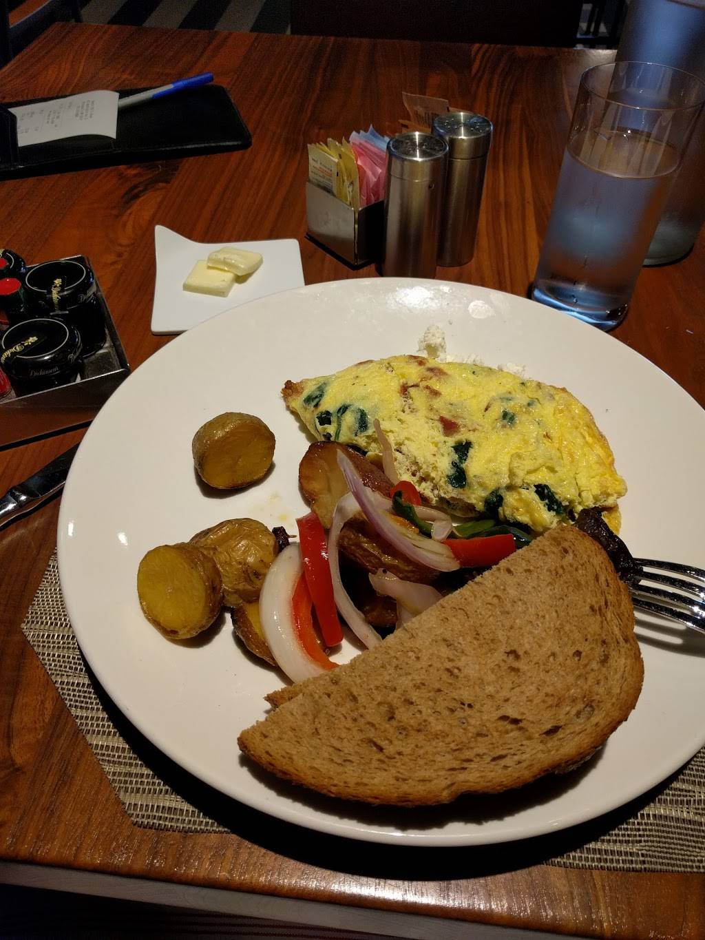 The Beacon | Public House | restaurant | 615 Washington Ave SE, Minneapolis, MN 55414, USA | 6123626666 OR +1 612-362-6666