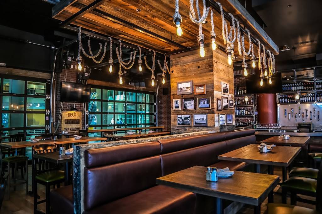 The Goodman Pub and Kitchen | restaurant | 207 Queens Quay W, Toronto, ON M5J 1A7, Canada | 6473412337 OR +1 647-341-2337