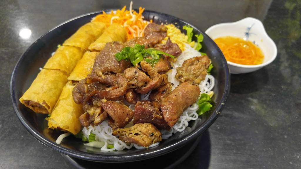 Pho Cow Cali | restaurant | 9170 Mira Mesa Blvd, San Diego, CA 92126, USA | 8582718341 OR +1 858-271-8341