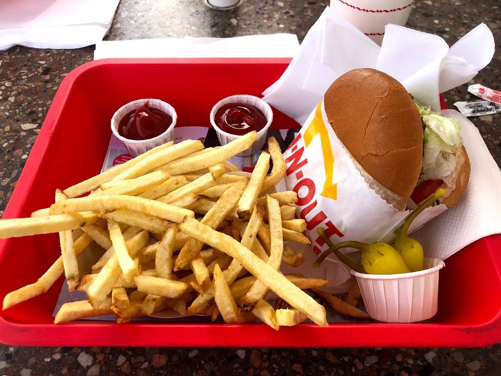 In-N-Out Burger | restaurant | 1168 State College Boulevard, Anaheim, CA 92806, USA | 8007861000 OR +1 800-786-1000