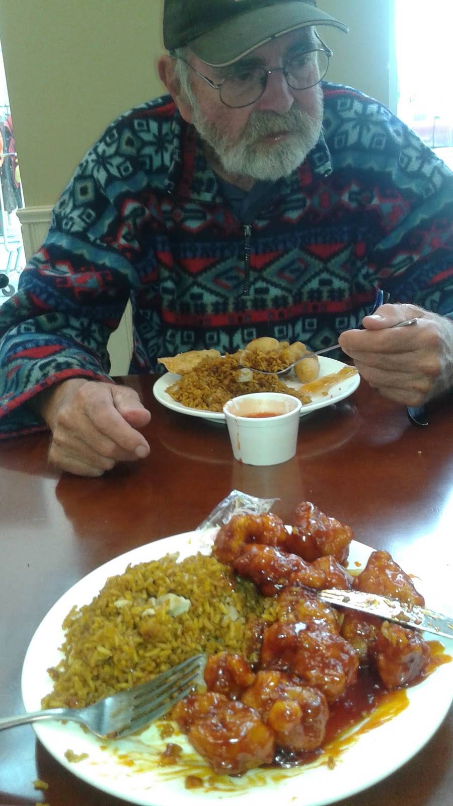 Country Garden | restaurant | 400 Lansdowne St E, Peterborough, ON K9J 6X9, Canada | 7057451818 OR +1 705-745-1818