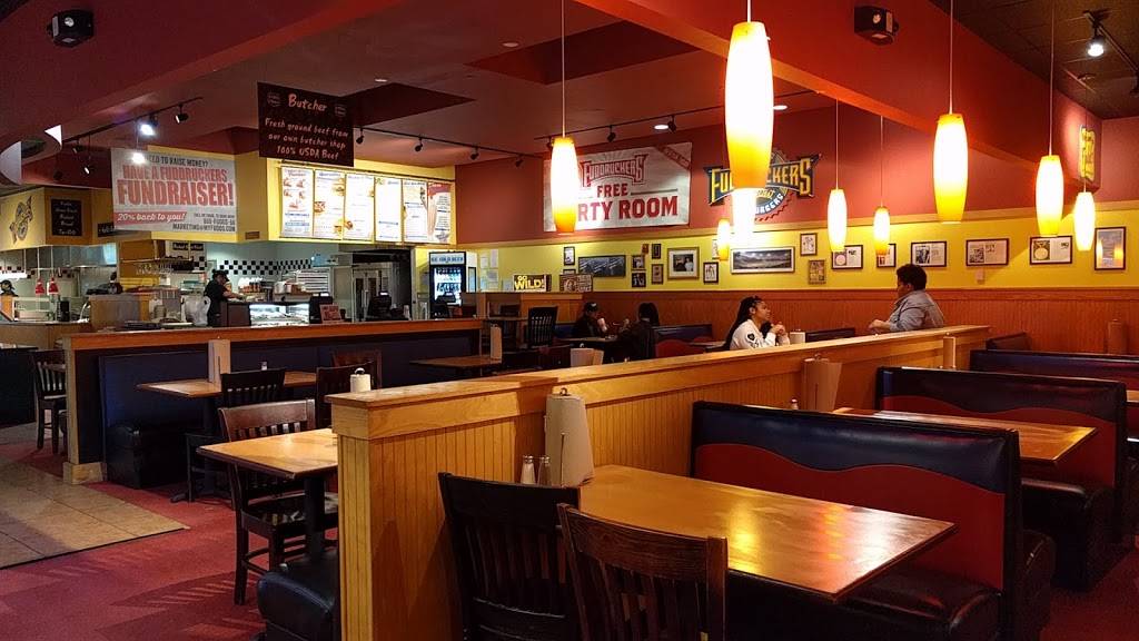 Fuddruckers | restaurant | 436 Broadway, Methuen, MA 01844, USA | 9786859300 OR +1 978-685-9300