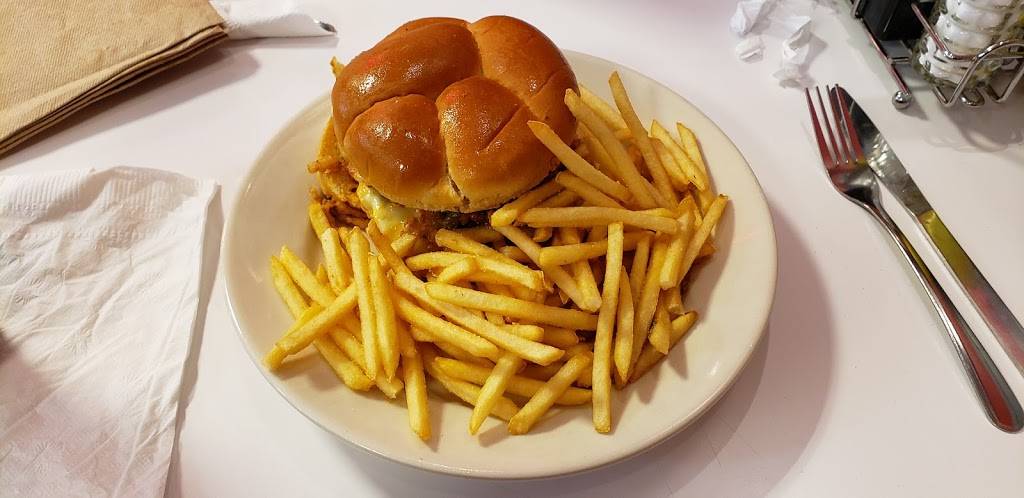 Steak n Shake | restaurant | 3892 Baldwin Rd, Auburn Hills, MI 48326, USA | 2482531902 OR +1 248-253-1902