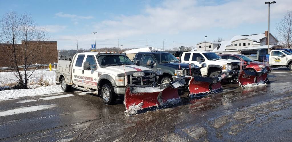 Buffalo Wild Wings | restaurant | 202 E Harcourt Rd, Angola, IN 46703, USA | 2606243111 OR +1 260-624-3111