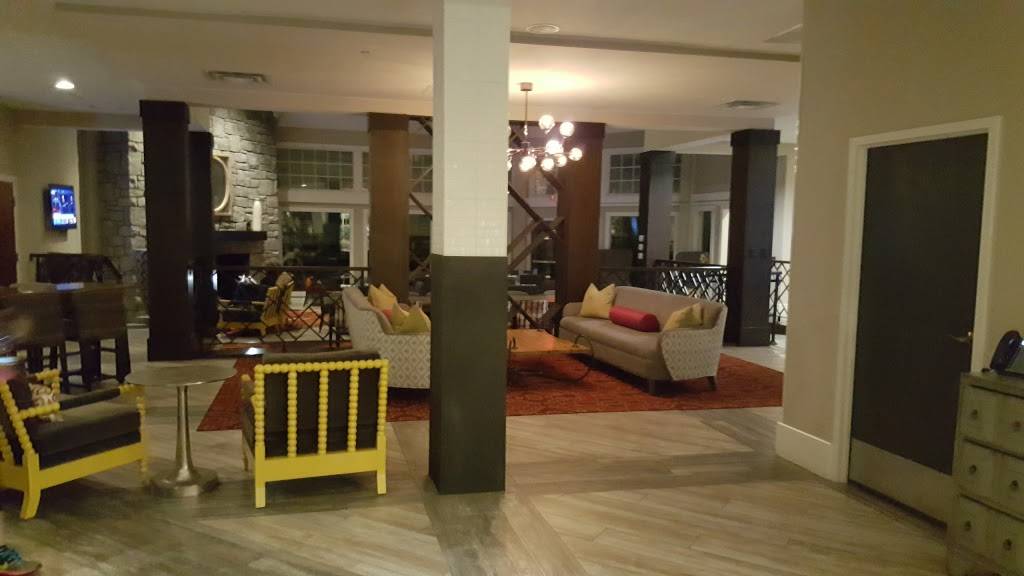 The Public House | restaurant | 2857 Paces Ferry Rd SE, Atlanta, GA 30339, USA | 7707791765 OR +1 770-779-1765