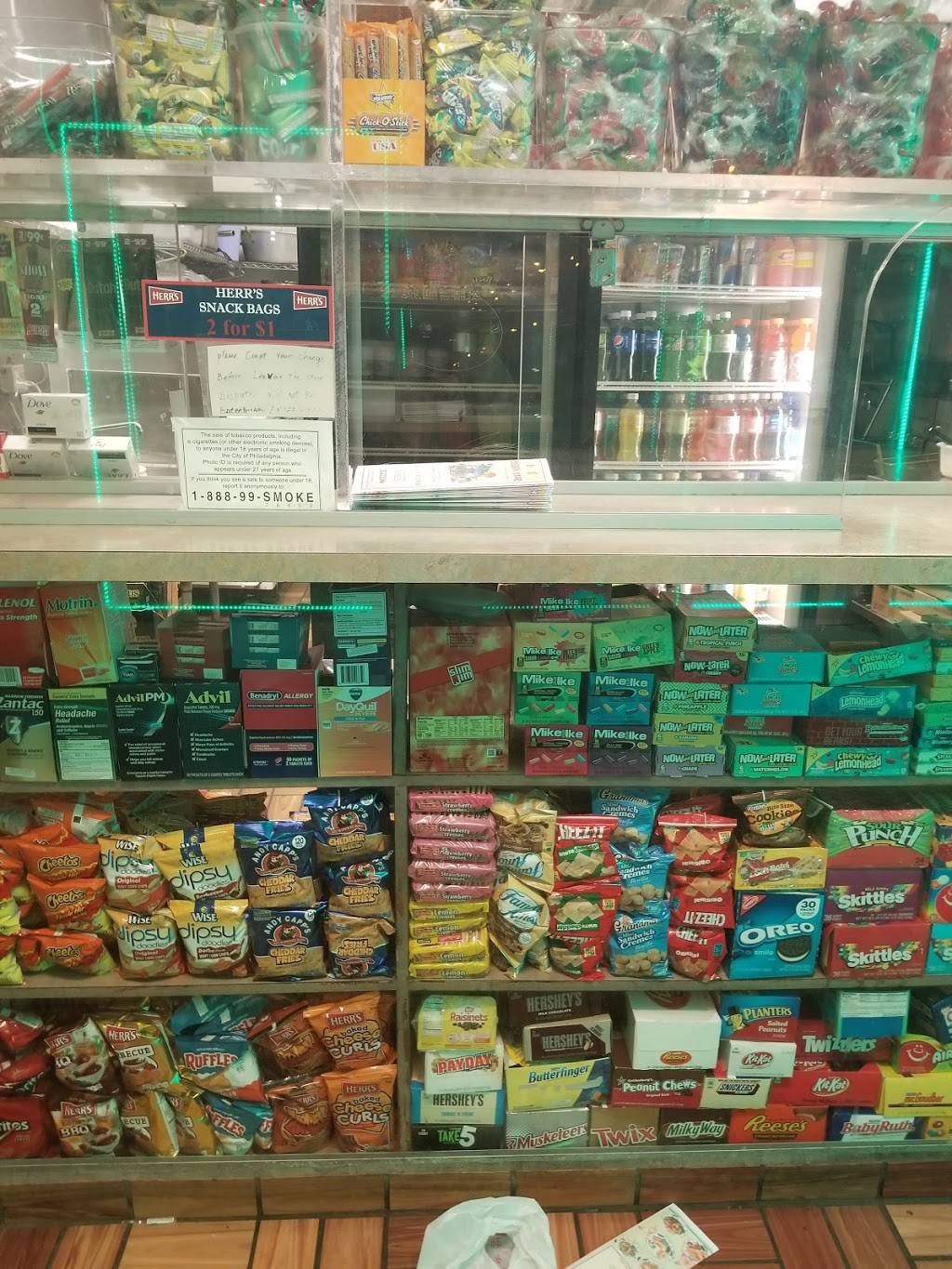 Golden Star | restaurant | 5501 Pine St, Philadelphia, PA 19143, USA | 2154720606 OR +1 215-472-0606