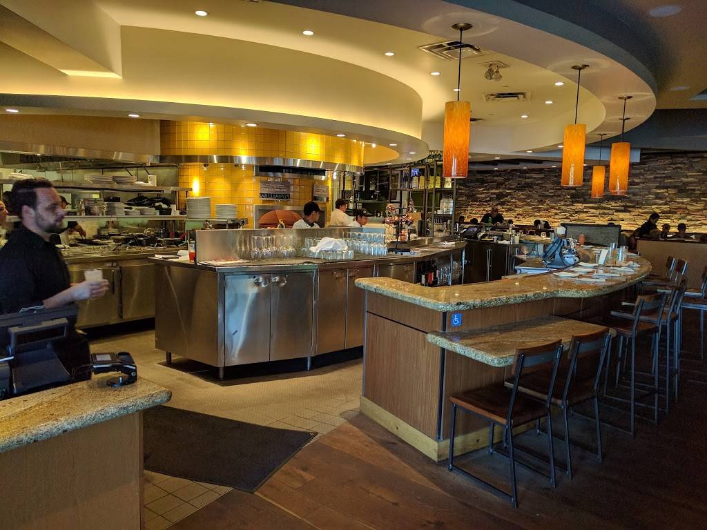 California Pizza Kitchen at Northridge | restaurant | 9301 Tampa Ave #129, Northridge, CA 91324, USA | 8187015035 OR +1 818-701-5035