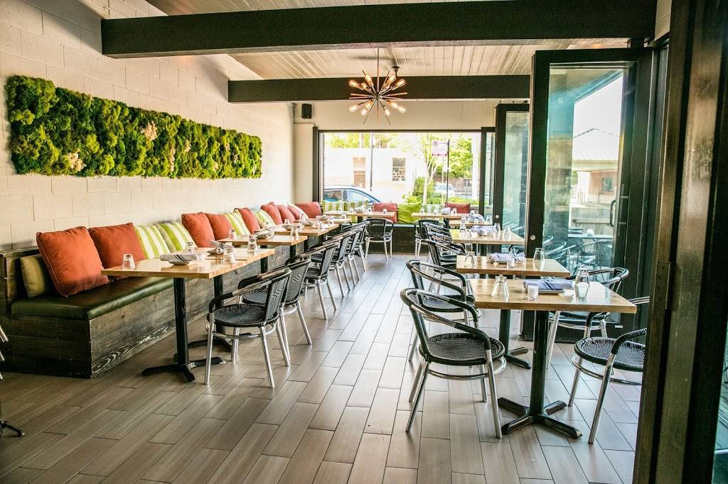 The Rookery | restaurant | 2109 W Chicago Ave, Chicago, IL 60622, USA | 7737720406 OR +1 773-772-0406