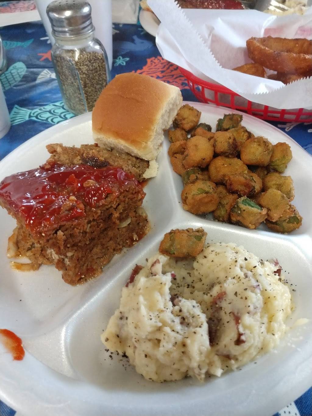 Hutchins Snack Bar | restaurant | 501 Boss Moore Rd, Caroleen, NC 28019, USA | 8286576138 OR +1 828-657-6138