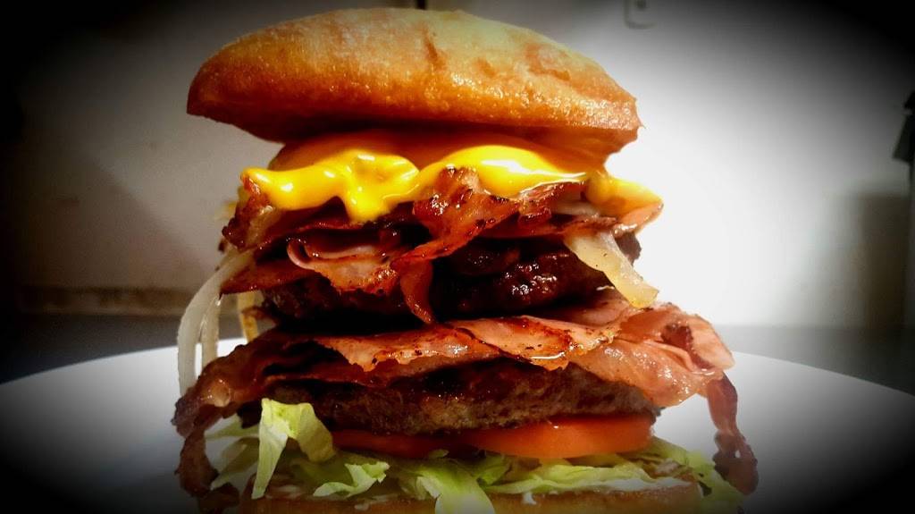 Billy-Hos | restaurant | 118 Main St, Pewaukee, WI 53072, USA | 2626919237 OR +1 262-691-9237