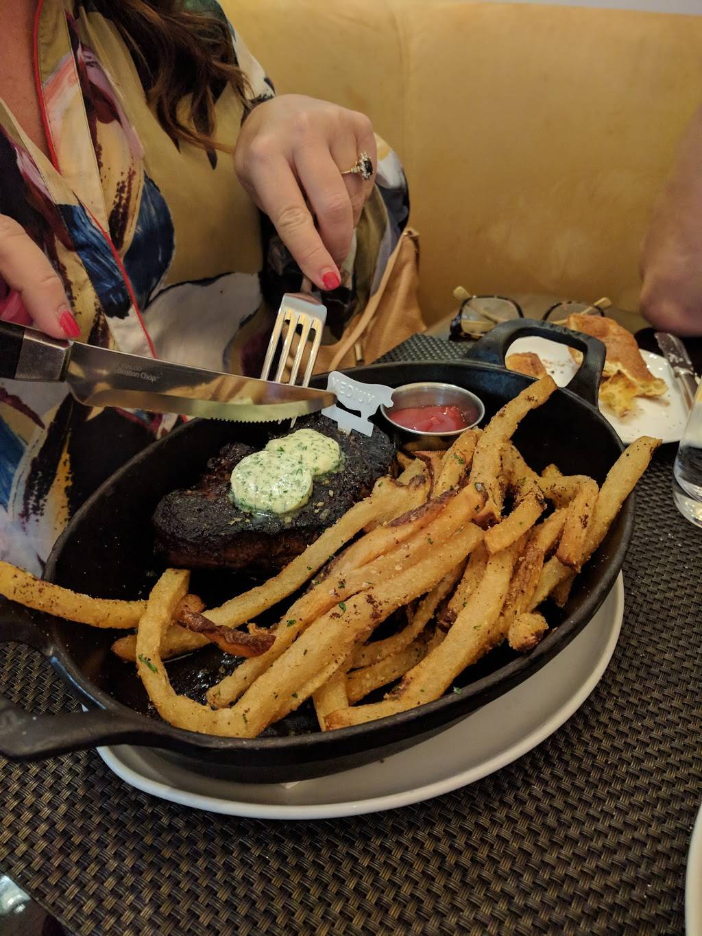 BLT Steak | restaurant | 110 N College St, Charlotte, NC 28202, USA | 7049724380 OR +1 704-972-4380