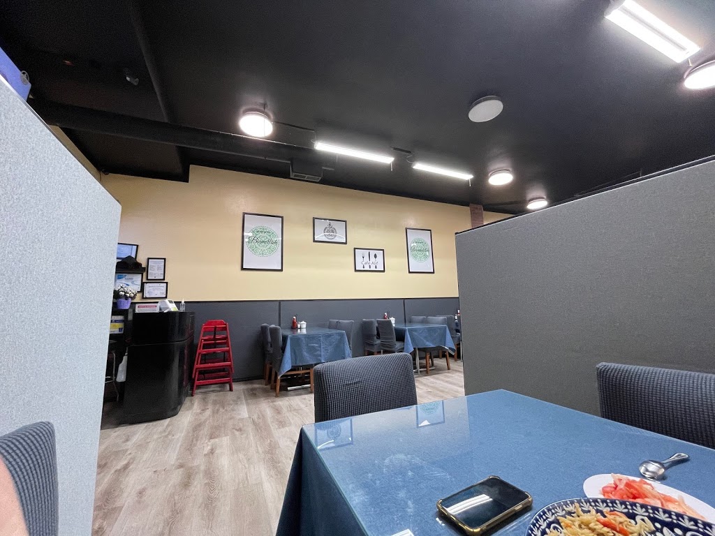 Café Alif | restaurant | 2245 W Devon Ave, Chicago, IL 60659, USA | 7736851818 OR +1 773-685-1818