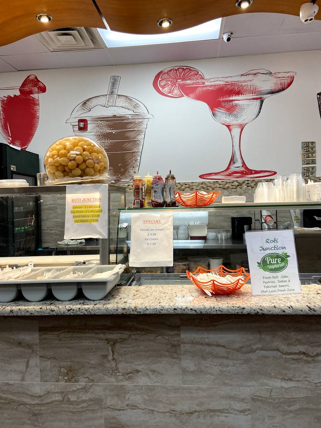 Roti Junction | restaurant | 2613 Street Rd, Bensalem, PA 19020, USA | 2152448648 OR +1 215-244-8648