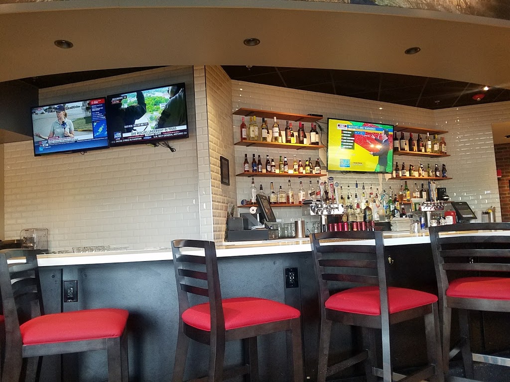 Ruby Tuesday | restaurant | 545 N Navy Blvd, Pensacola, FL 32507, USA | 8504569939 OR +1 850-456-9939