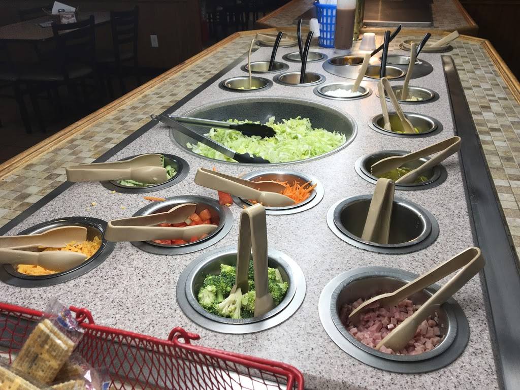 Pizza Plus | restaurant | 2002 US-321, Parrottsville, TN 37843, USA | 4236234343 OR +1 423-623-4343