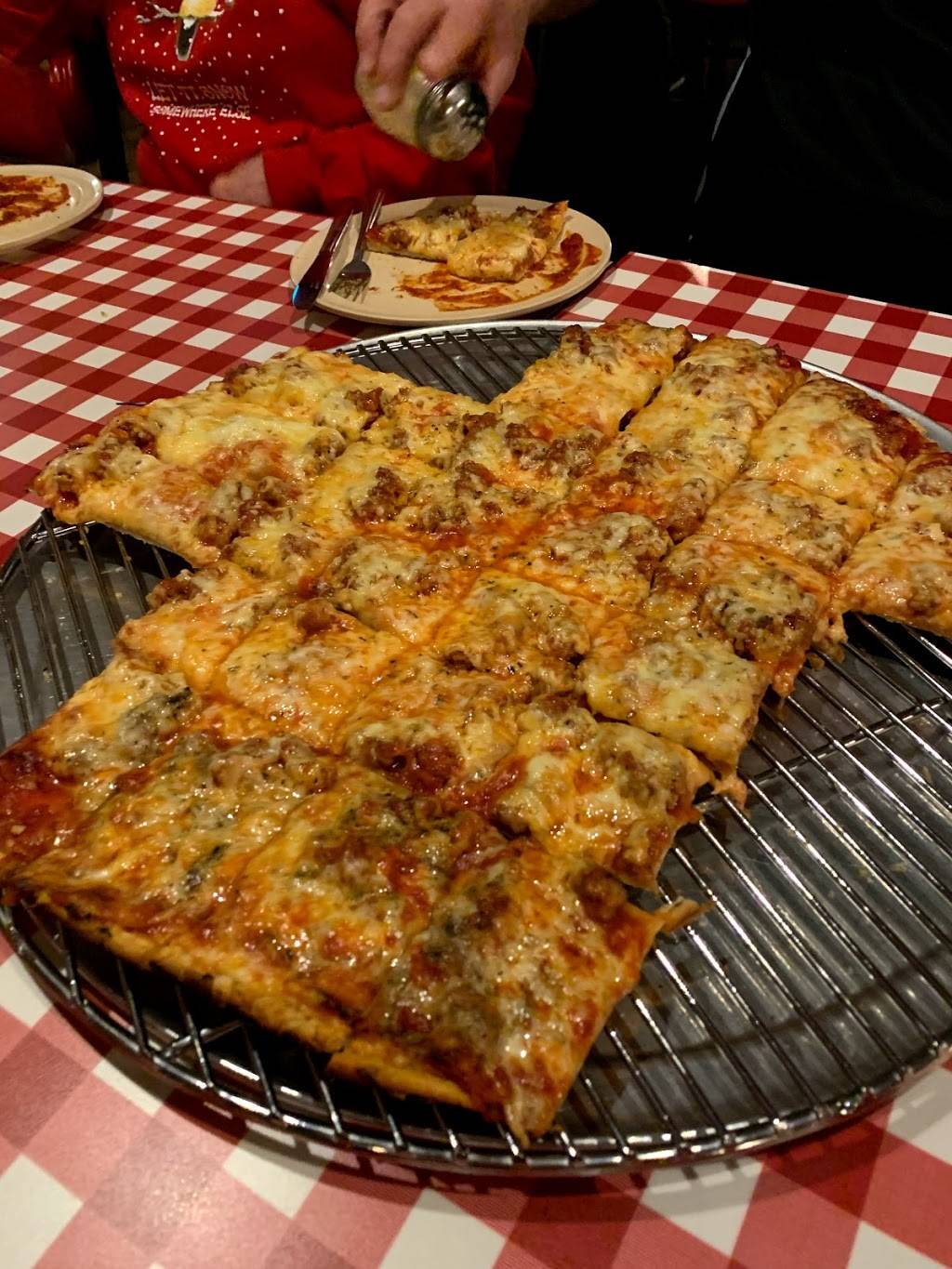 Aurelios Pizza | restaurant | 1412 US-30, Schererville, IN 46375, USA | 2193222590 OR +1 219-322-2590