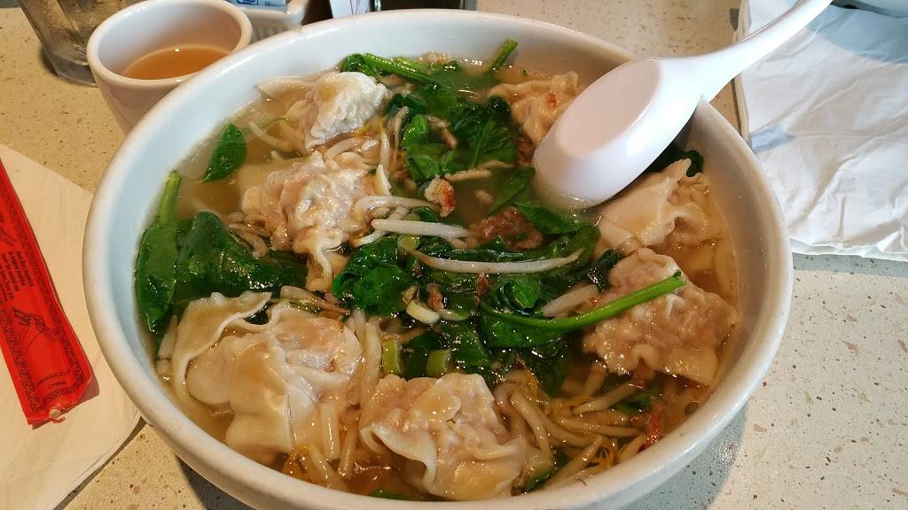 Blue Koi | restaurant | 10581 Mission Rd, Leawood, KS 66206, USA | 9133833330 OR +1 913-383-3330