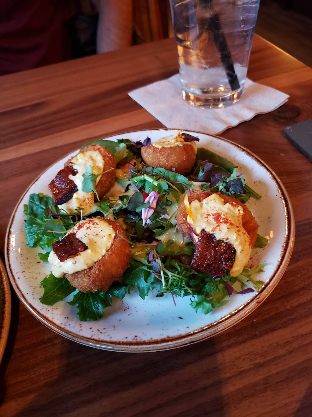 Lazy Dog Restaurant & Bar | restaurant | 24201 Valencia Blvd, Santa Clarita, CA 91355, USA | 6612539996 OR +1 661-253-9996