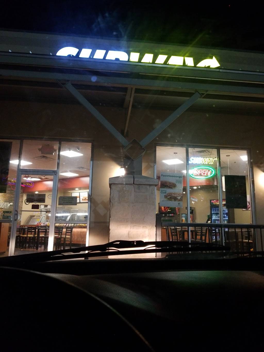 Subway Restaurants | restaurant | 8002 Callaghan Rd, San Antonio, TX 78230, USA | 2103490605 OR +1 210-349-0605