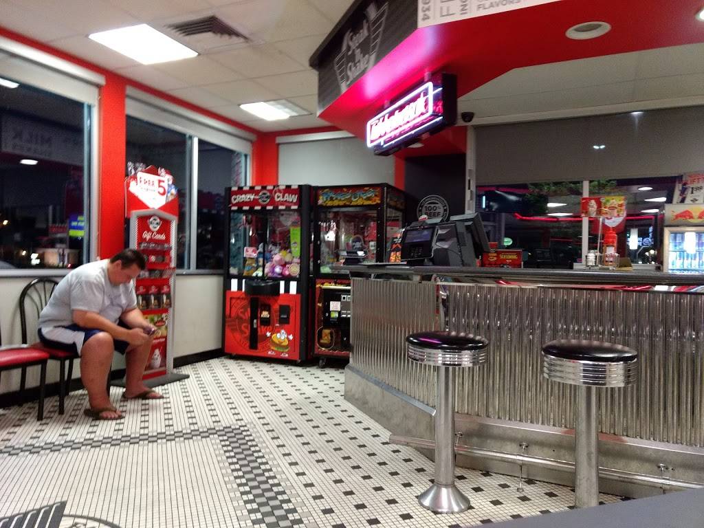Steak n Shake | restaurant | 52965 State Road 933 North, South Bend, IN 46637, USA | 5742719412 OR +1 574-271-9412