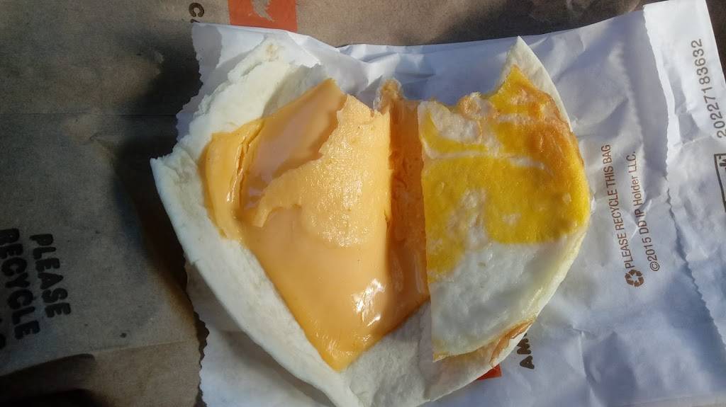 Dunkin | bakery | 6600 Essington Ave, Philadelphia, PA 19153, USA | 2158171833 OR +1 215-817-1833