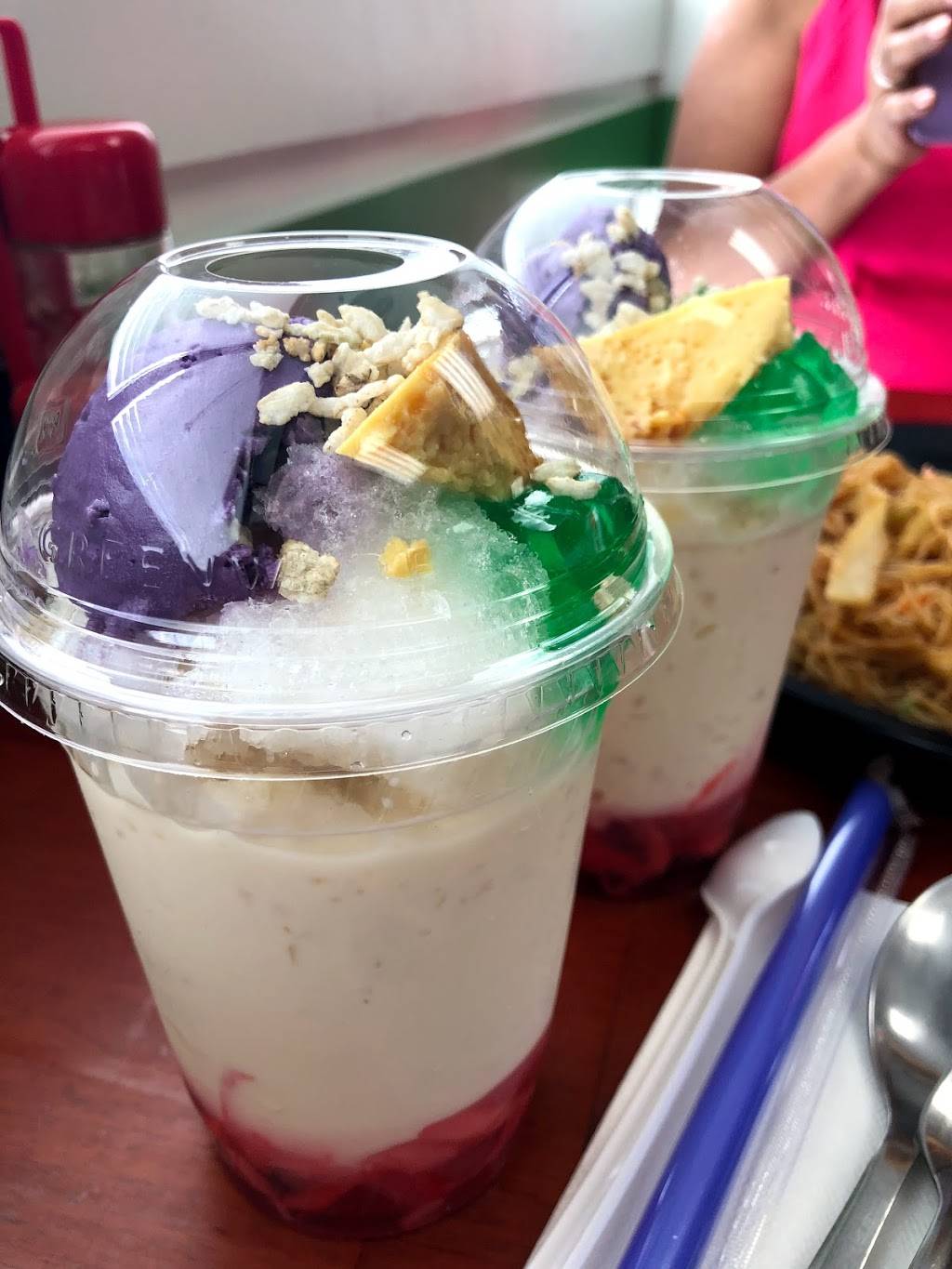 Kapit Bahay | restaurant | 4218 Lawrence Ave E, Scarborough, ON M1E 4X9, Canada | 4162834404 OR +1 416-283-4404